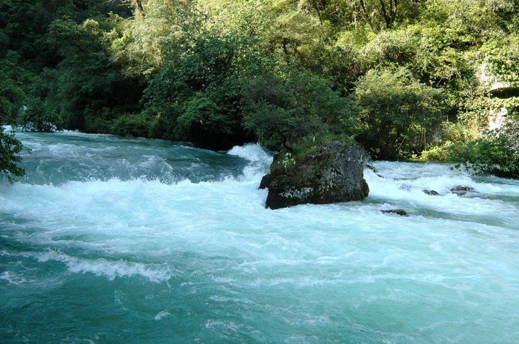 iles sur sorgue courant sourcier ruisseau rivière